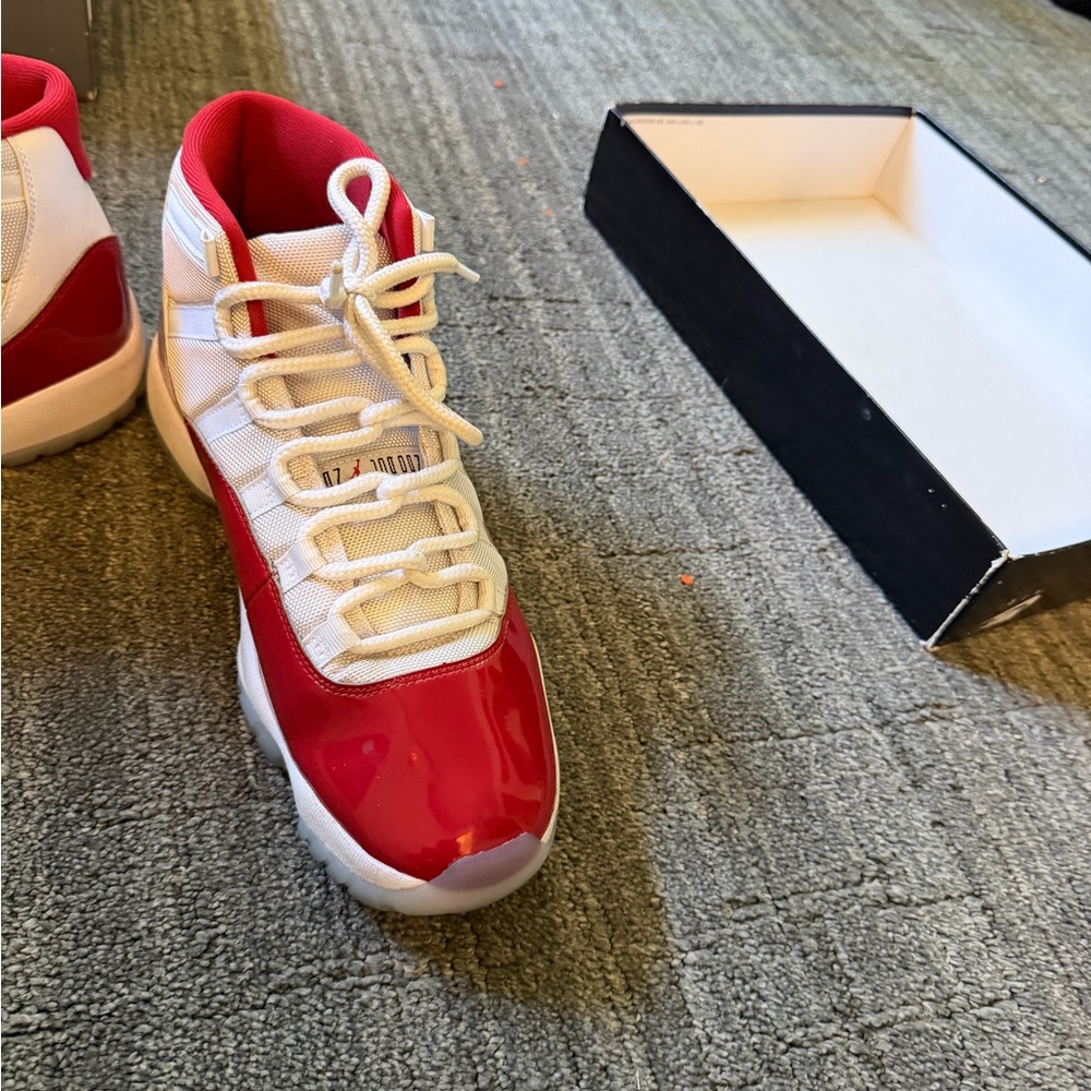 Nike White and Red High-Top Basketball Sneakers - Picture 3 of 4